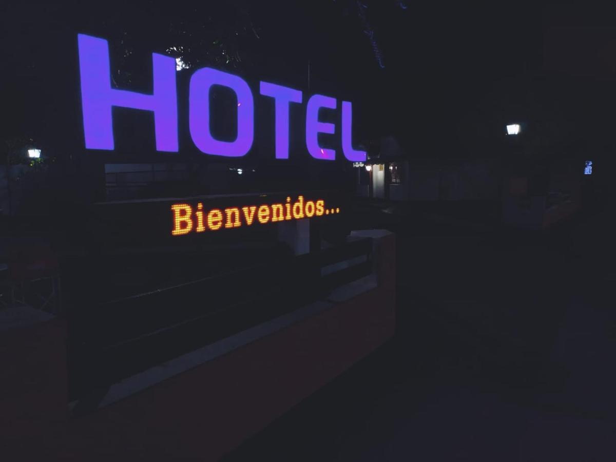 Hotel Rucalen Santa Rosa  Eksteriør bilde