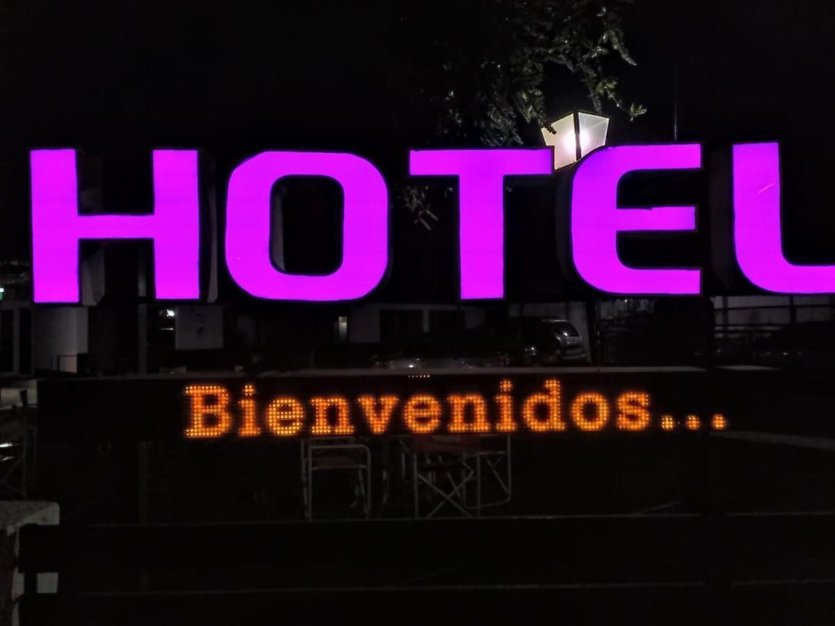 Hotel Rucalen Santa Rosa  Eksteriør bilde